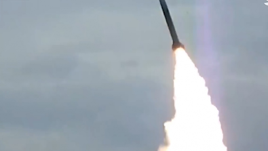 Tên lửa phòng không Nga S-300 đánh chặn UAV Ukraine